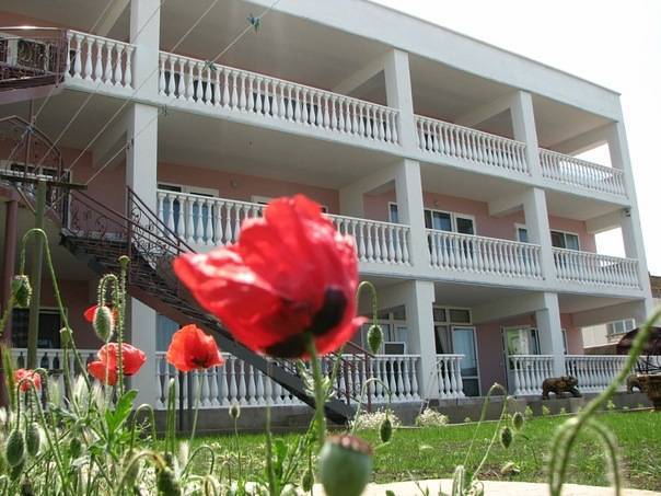 Гостиница Золотой Слон 3* Россия, Николаевка