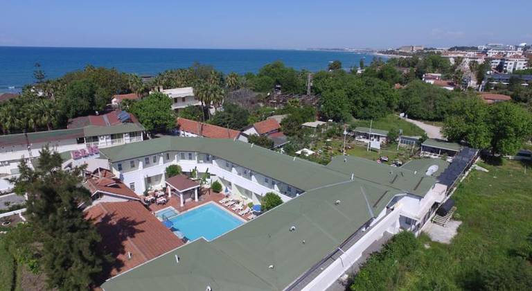Elis Beach Hotel