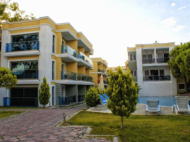 Breeze Beach Hotel