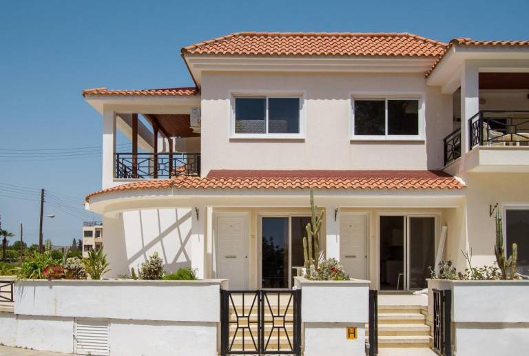 Larnaca Golden Beach Apts
