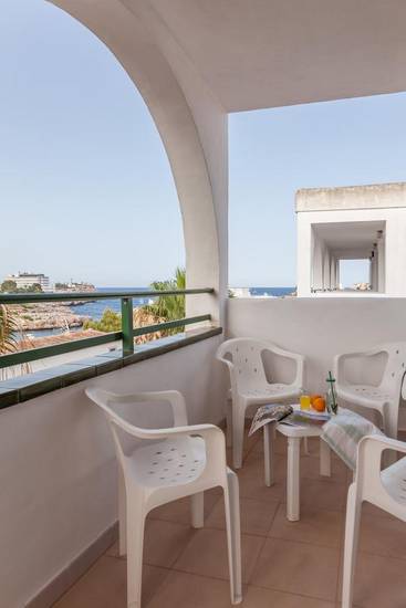 Aparthotel Pierre & Vacances Mallorca Cecilia 3* Испания, Майорка