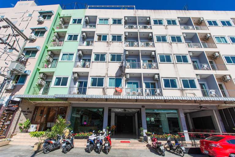 Art Mansion Patong