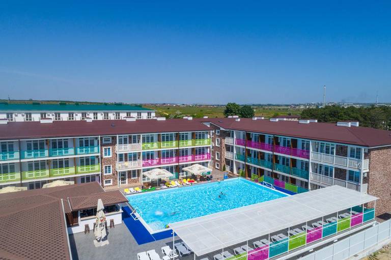 Sea Breeze Resort