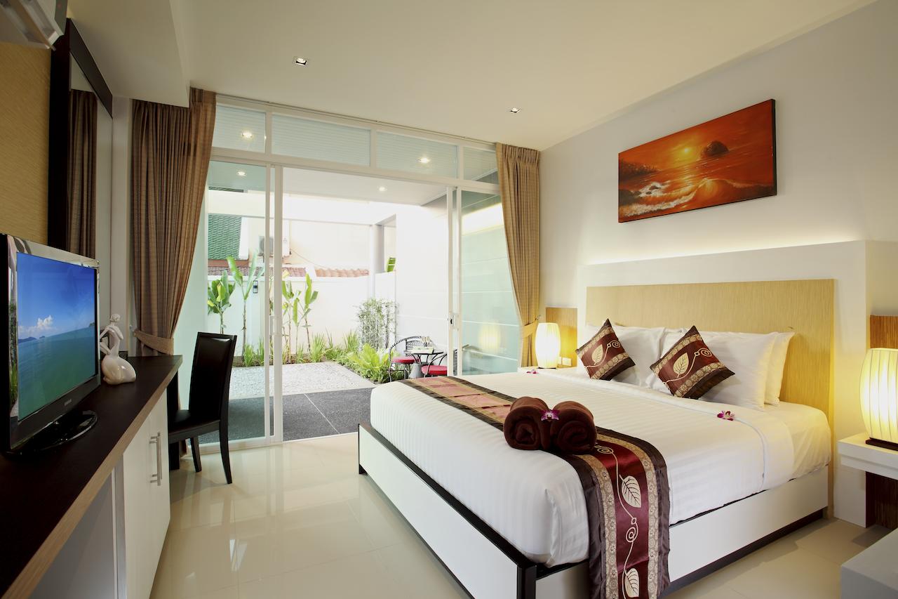 пхукет постройки. Kata rocks club house на пхукете. пляж карон вилла. Kata villa пхукет. твилла в тайском стиле.