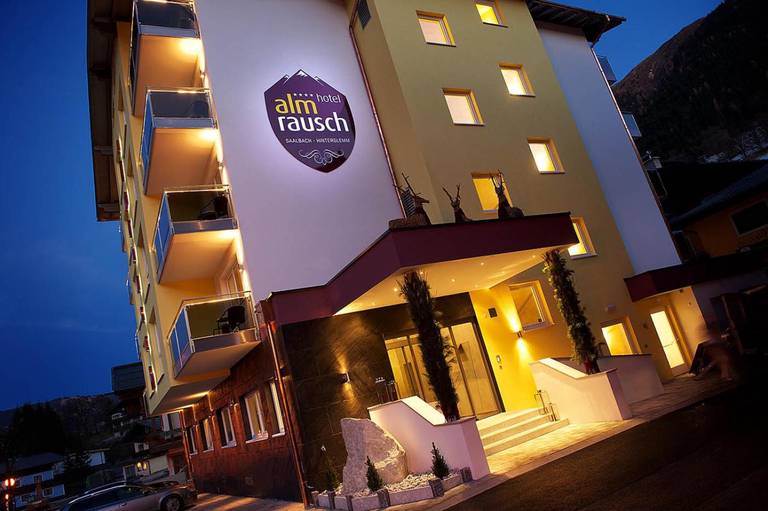 Hotel Pension Almrausch