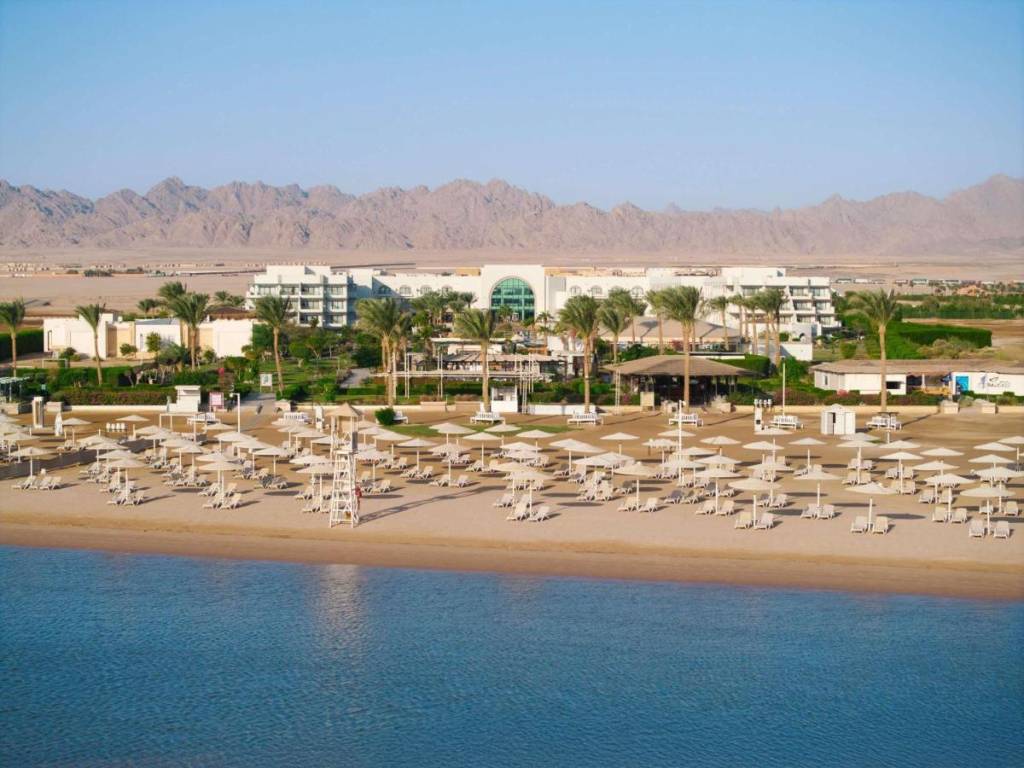 Movenpick Waterpark Resort & Spa Soma Bay 5*