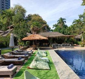Отдых в Let's Hyde Pattaya Resort & Villas - Таиланд, Паттайя
