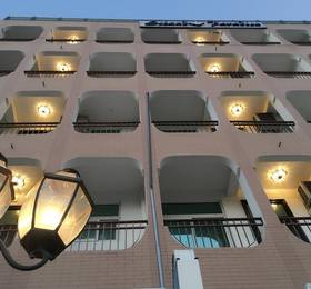 Island Paradise Inn в Занзибаре