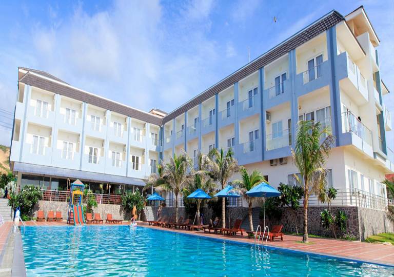 Tropical Ocean Resort