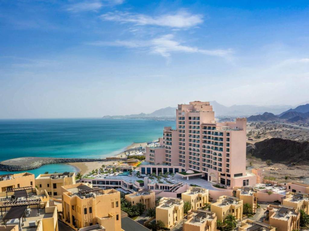 Fairmont Fujairah Beach Resort 5*