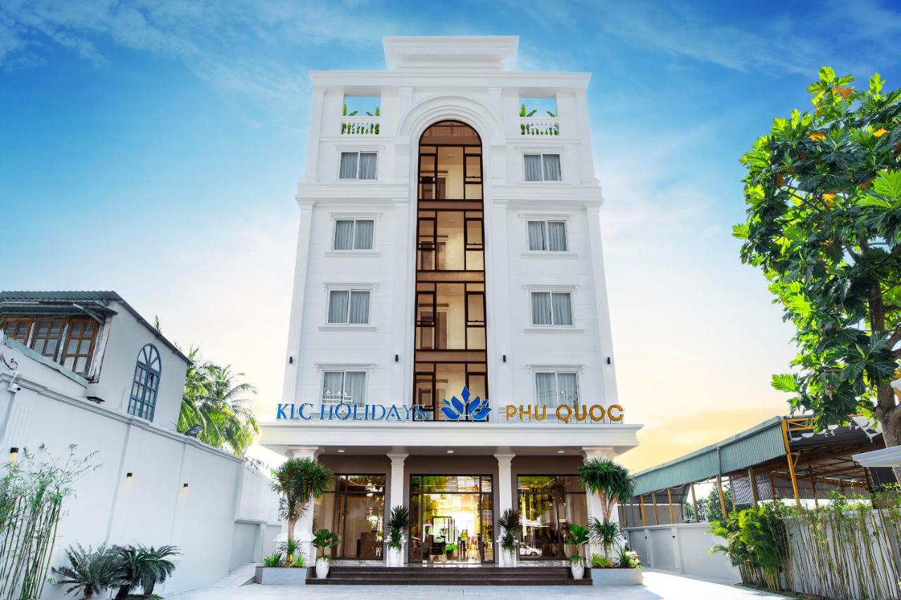 Gold Beach Hotel