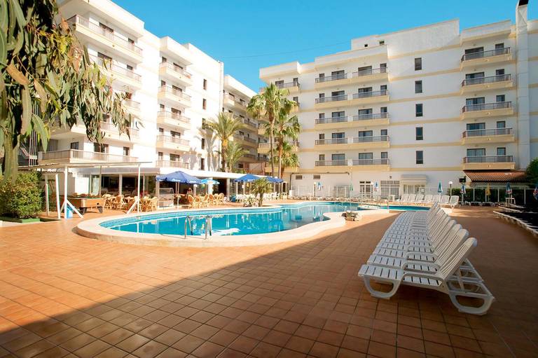 Aparthotel El Lago