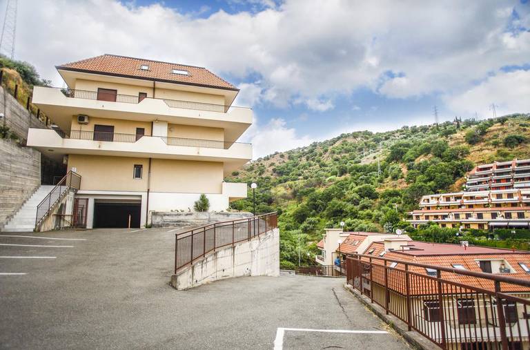 Miosotis Apartments