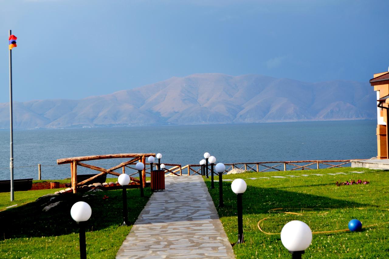 Цовасар гостиница Севан Армения