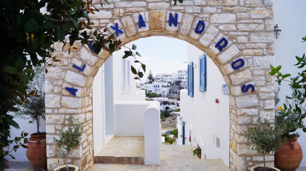 Alexandros Apartments, Agia Marina