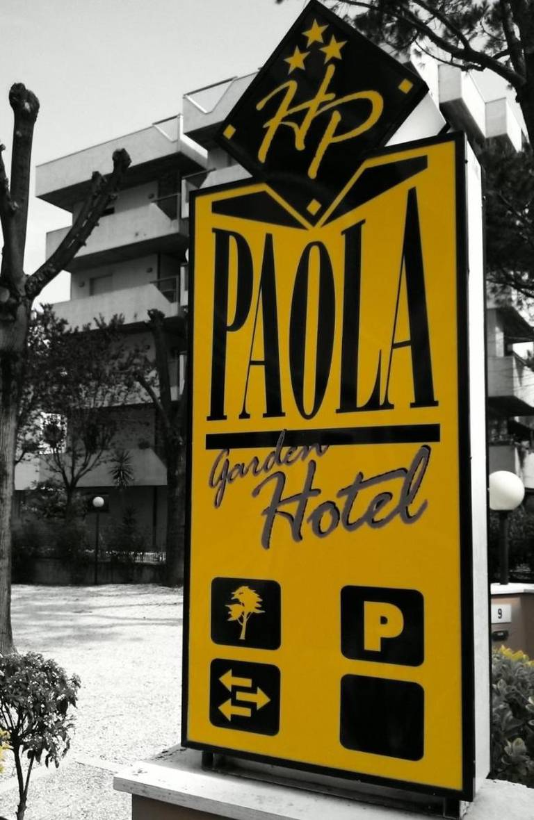 Hotel Paola Garden
