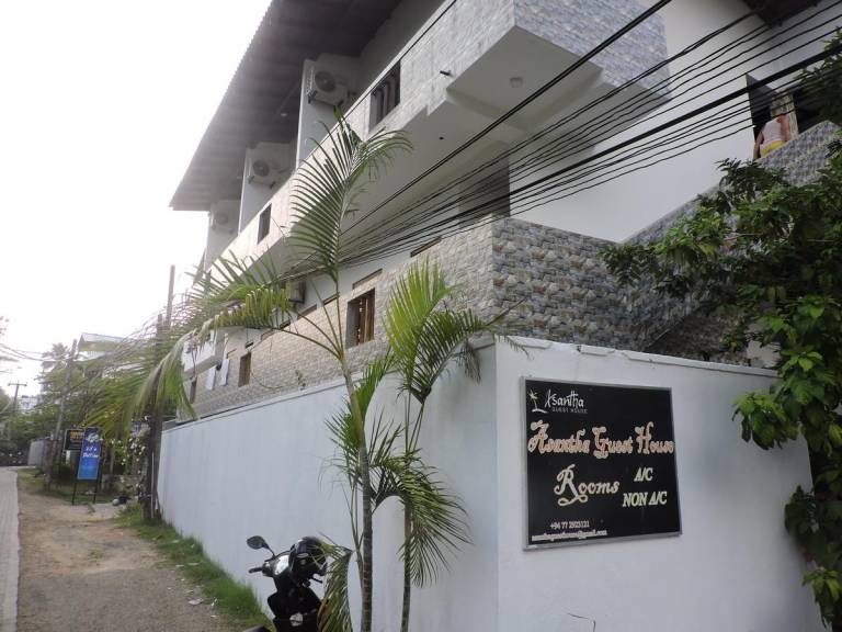 Asantha Guest House