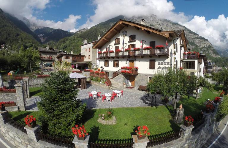 Des Glaciers Hotel