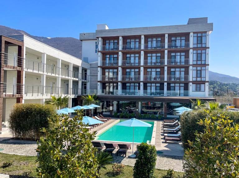 Aquamarine Family Club Hotel