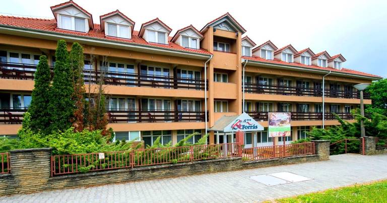 Forras Hotel