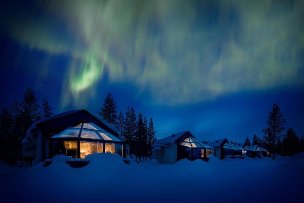 Santa's Igloos Arctic Circle 5*