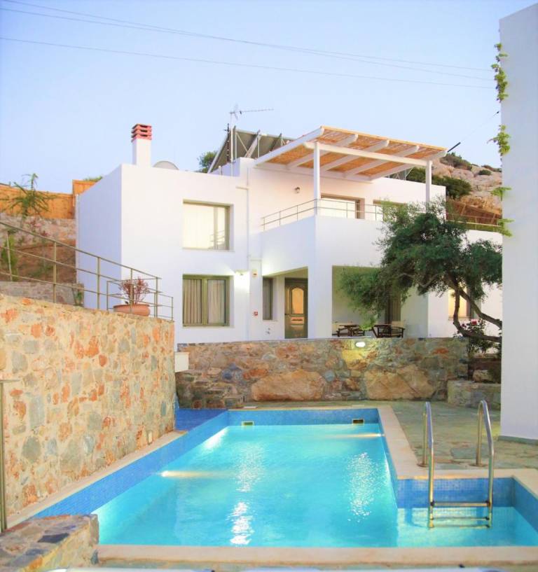 Achlada Mourtzanakis Residence