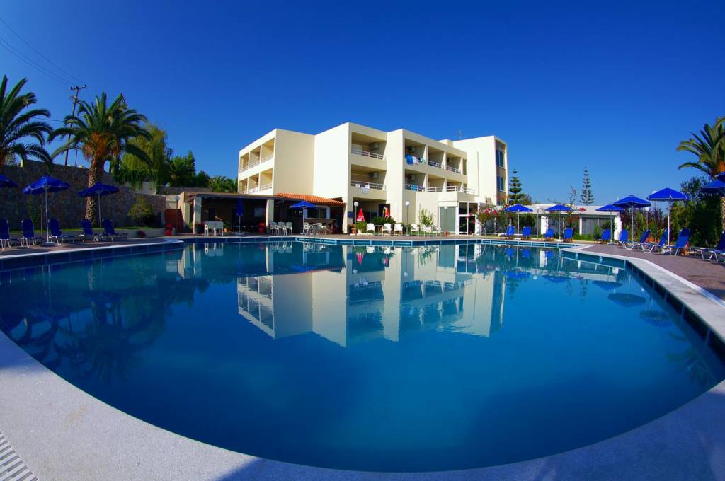 Eleftheria Hotel 3*