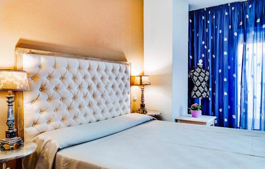 Hotel Madrid 3* Испания, Торевьиа