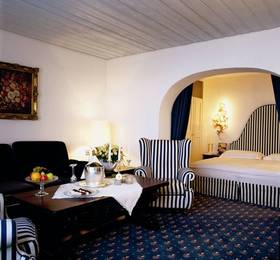 Thurnhers Alpenhof в Цюрсе