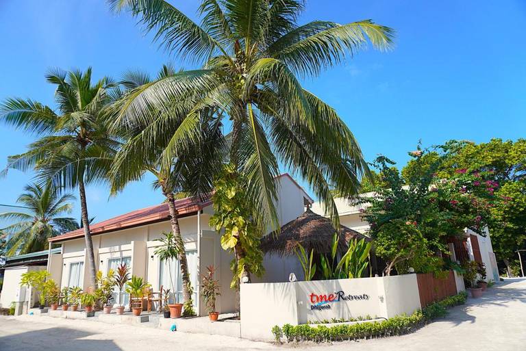 TME Retreats Dhigurah