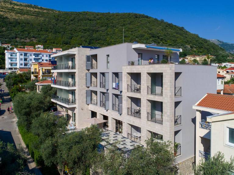 Hotel Eleven