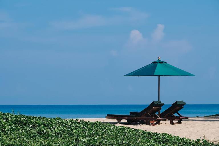 Wanakarn Beach Resort & Spa