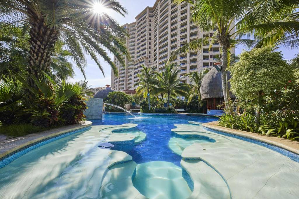 Sheraton Sanya Bay Resort 5*