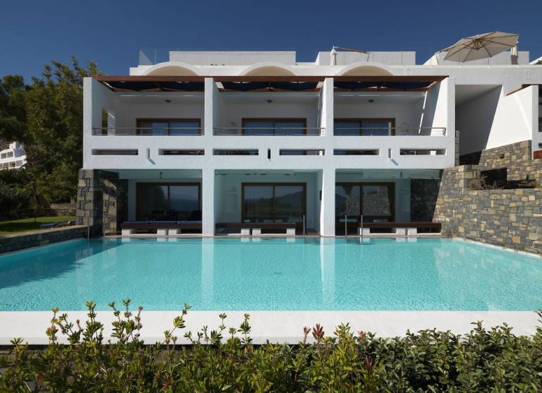 Elounda Beach Comfort Club