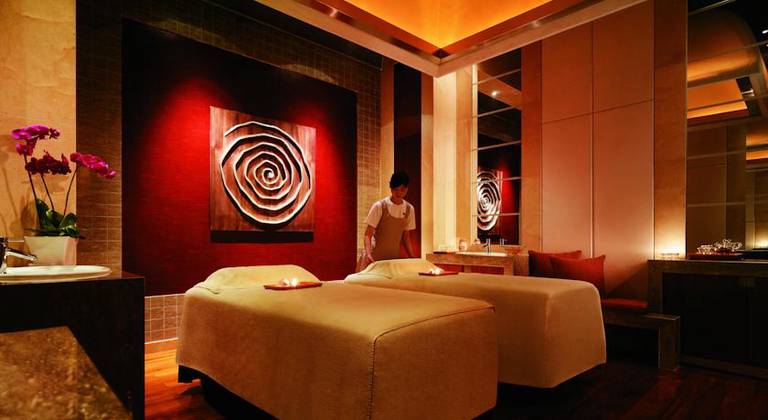 Shangri-La Hotel