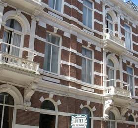 Hotel De Filosoof в Амстердаме