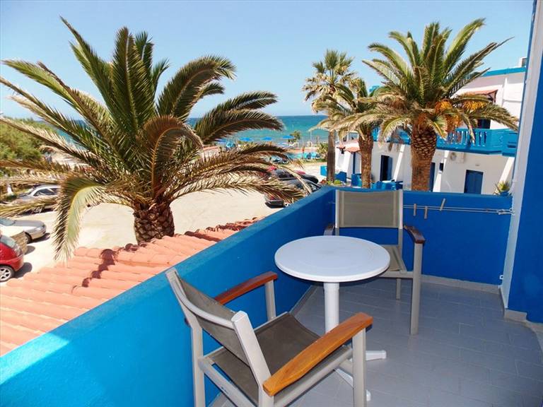 Mari Beach Hotel