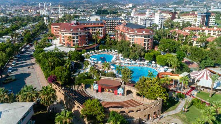 Palmeras Beach Hotel