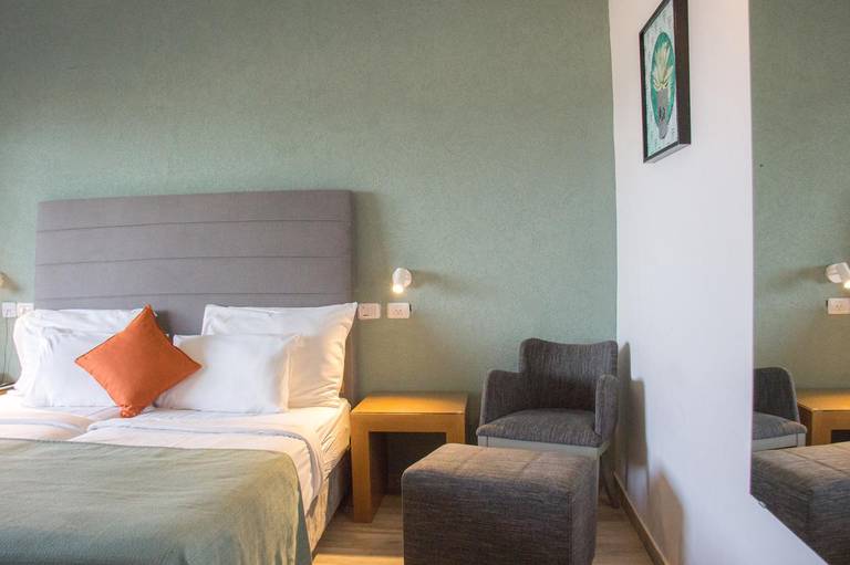 Golden Beach Hotel