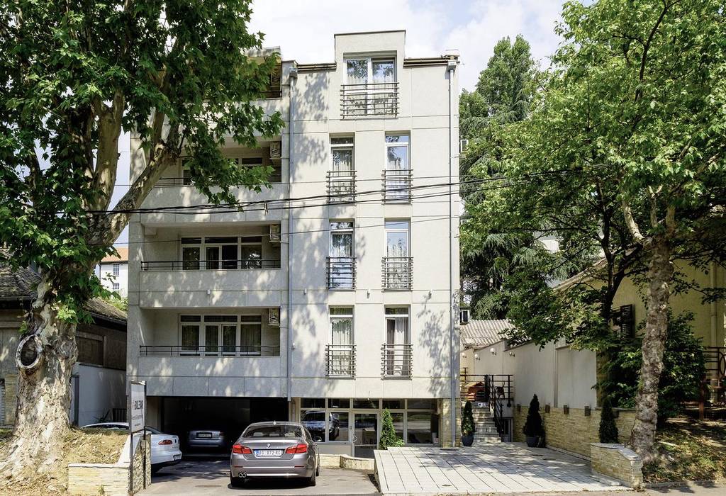 Villa Bulevar 4*