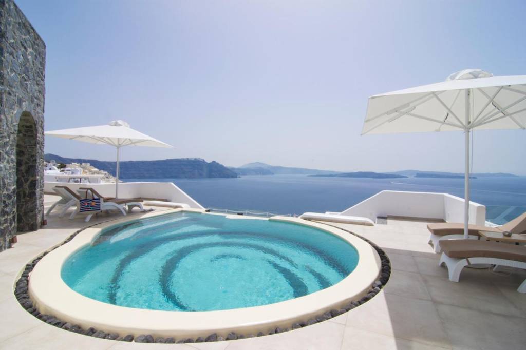 Santorini Secret Premium 4*