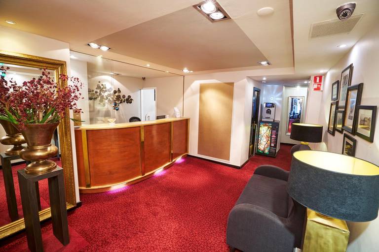 Hotel Monopole