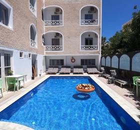 Anny Studios Perissa Beach в Санторини