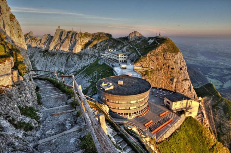 Hotel Pilatus-Kulm
