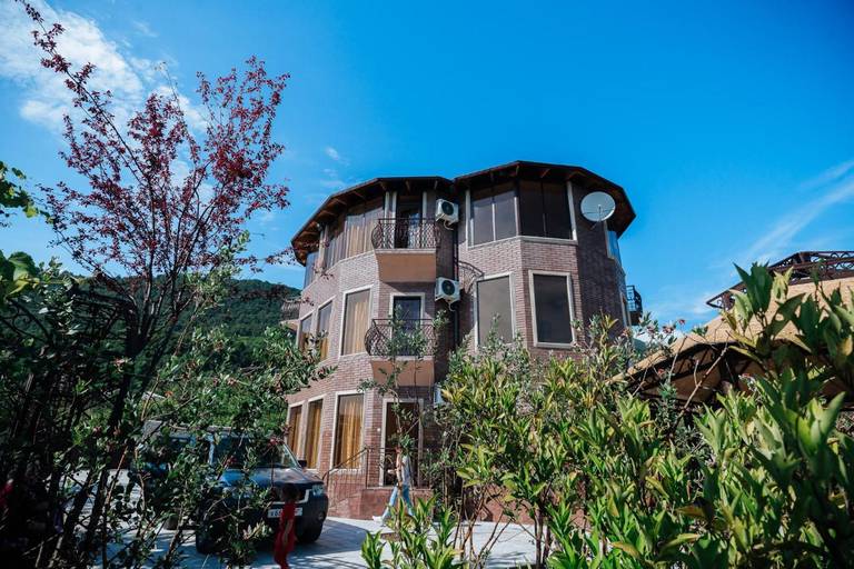 Villa Familia
