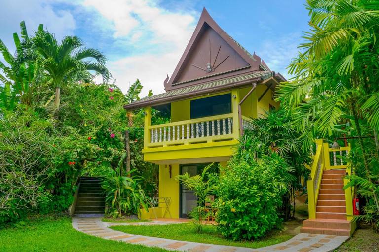 Chez Charly Bungalow, Nai Yang Beach