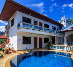 Eriksson Guesthouse в Пхукете