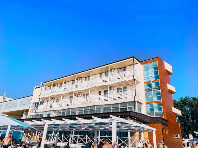 First Line Hotel
