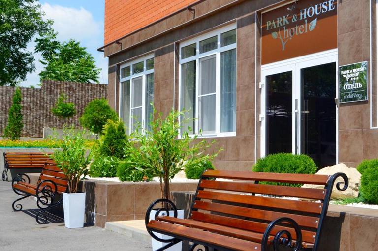 Park & House Hotel