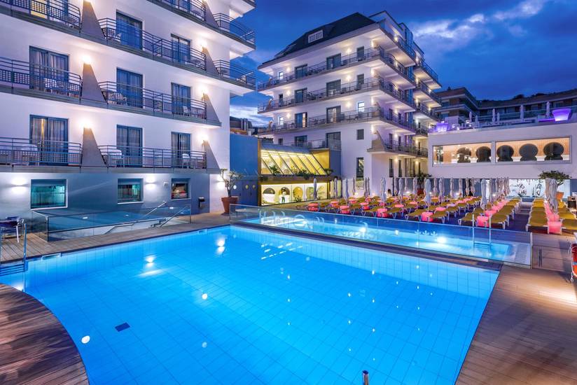 Hotel Alhambra 4* Испания, Санта-Сусана